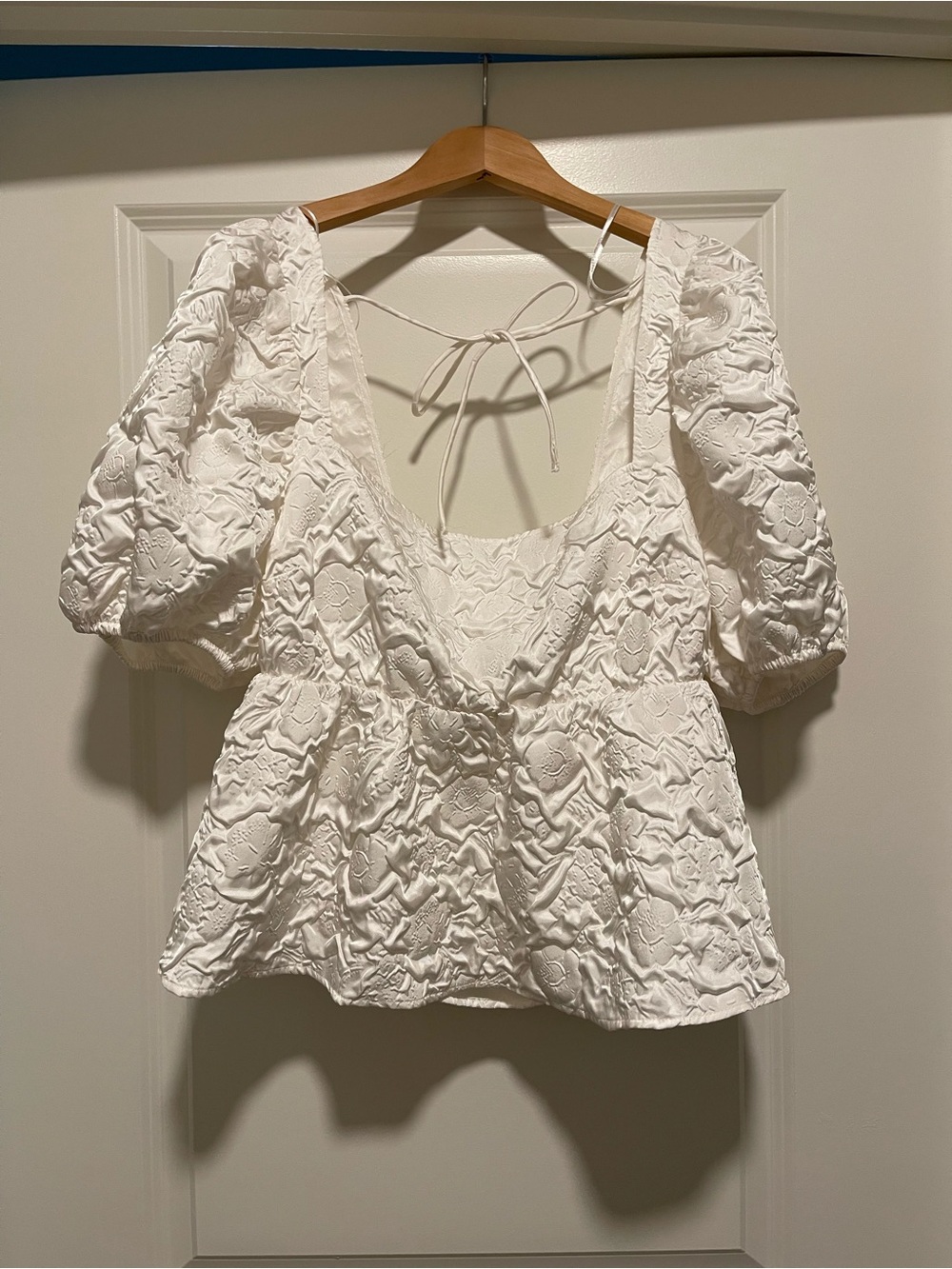 Divided White Embroidered Puff-Sleeve Peplum Blouse